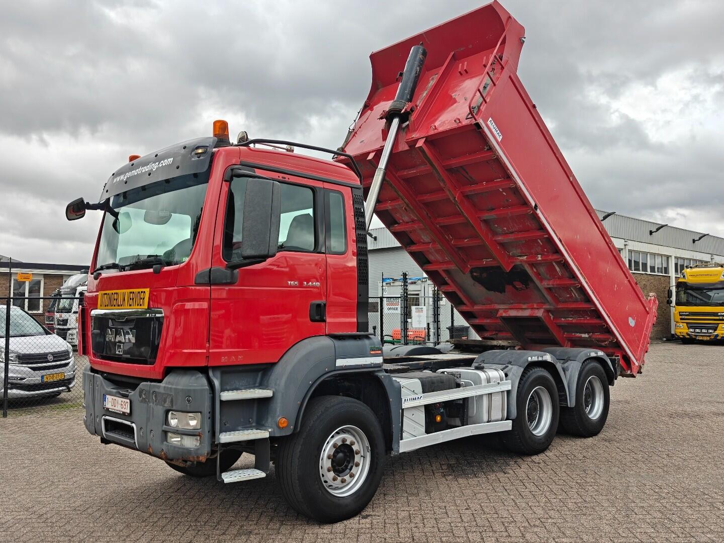 MAN TGS 35.440 6x4 DagCabine Euro5 - AluMac HardoxStalen Kipper - Schotel - NaafReductie - Dubbelgebruik - BelgiumTruck | Trekkers | Kipper