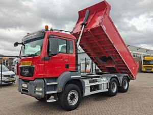 MAN TGS 35.440 6x4 DagCabine Euro5 - AluMac HardoxStalen Kipper - Schotel - NaafReductie - Dubbelgebruik - BelgiumTruck