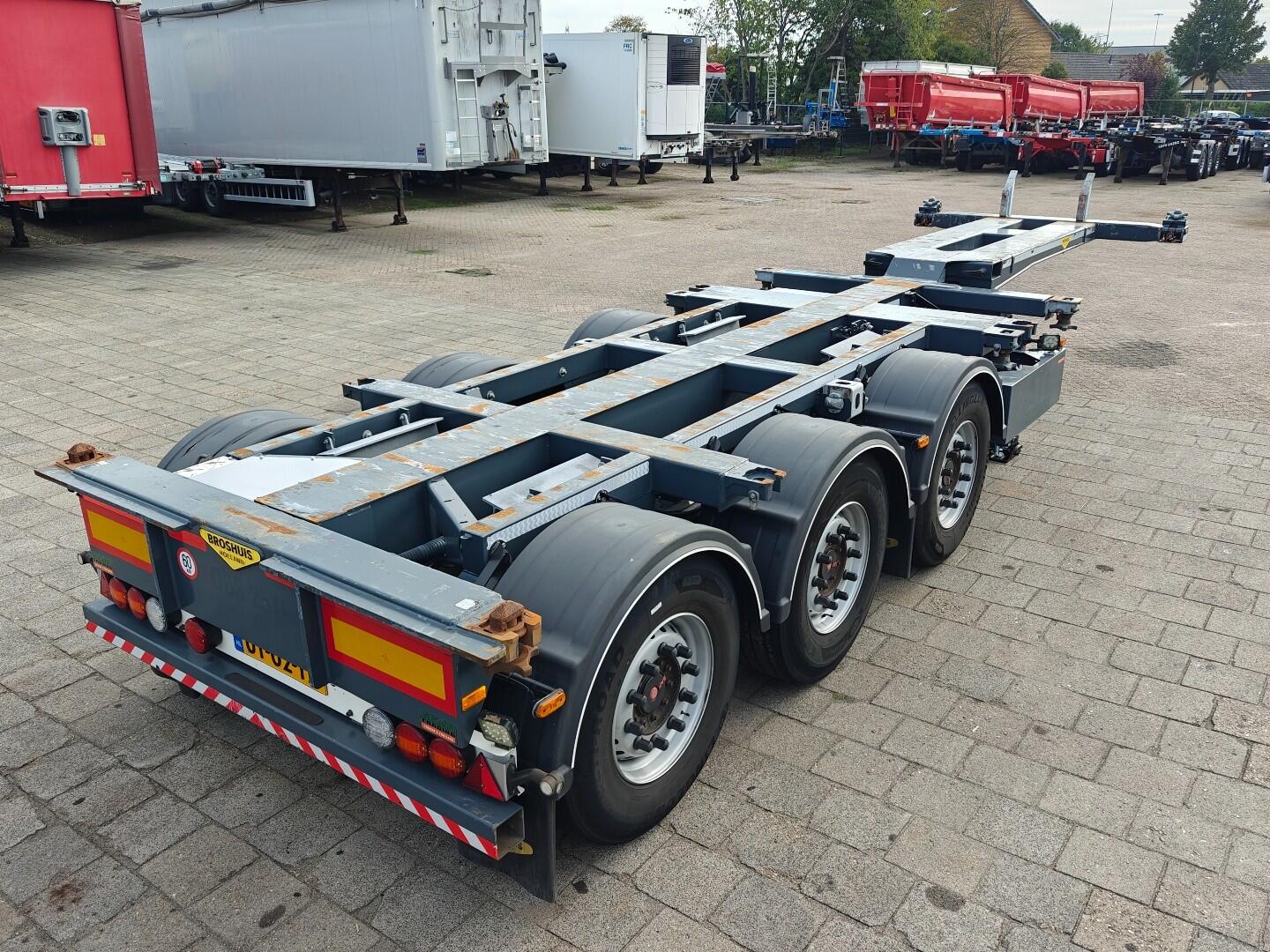 Broshuis 3UCC-39/45 MFCC Alle Soorten Containers - LiftAs - SAF schijfrem - 03/2027 APK | Trailers | Containertransport