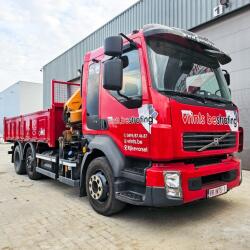 Verbouwde vuilniswagen