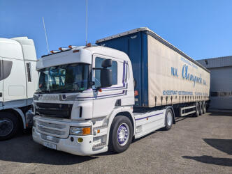 Tractor unit and trailer sold and on their way to Jordan
